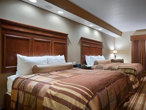Hotel Western Kc Speedway & 3*