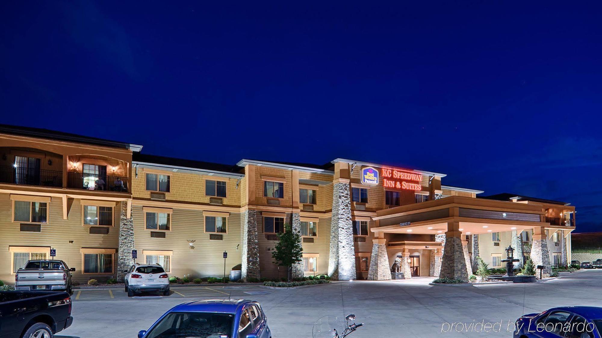 Western Kc Speedway & Hotel